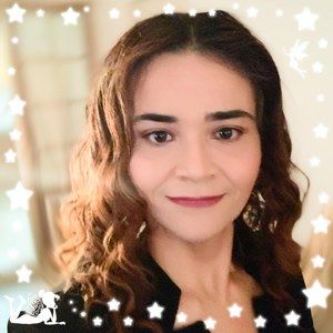 Meet your Posher, Elizabeth